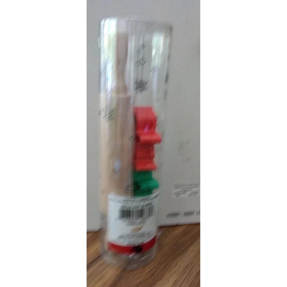 Kids 4 piece Holiday Baking Set - rolling pin and 3 metal cookie cutters NEW